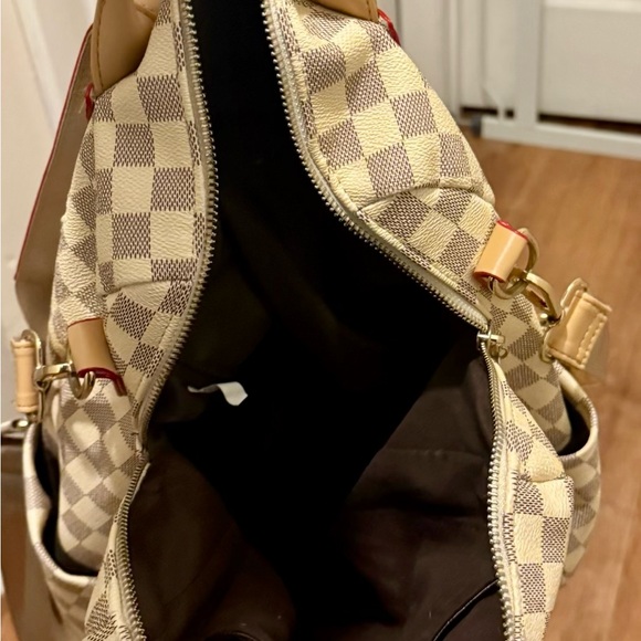 Checkered Beige Backpack - Picture 3 of 3